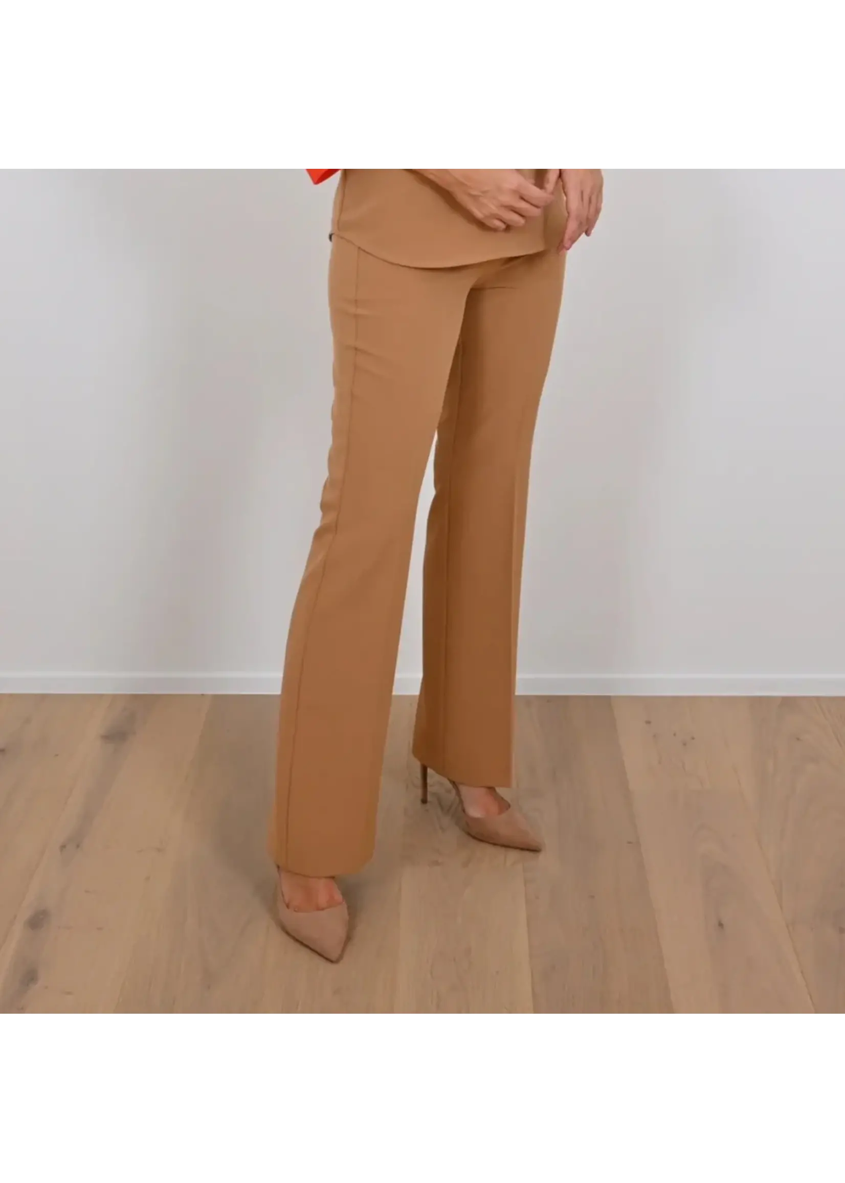 Léonie de Paris Léonie de Paris - Jade Broek - Camel