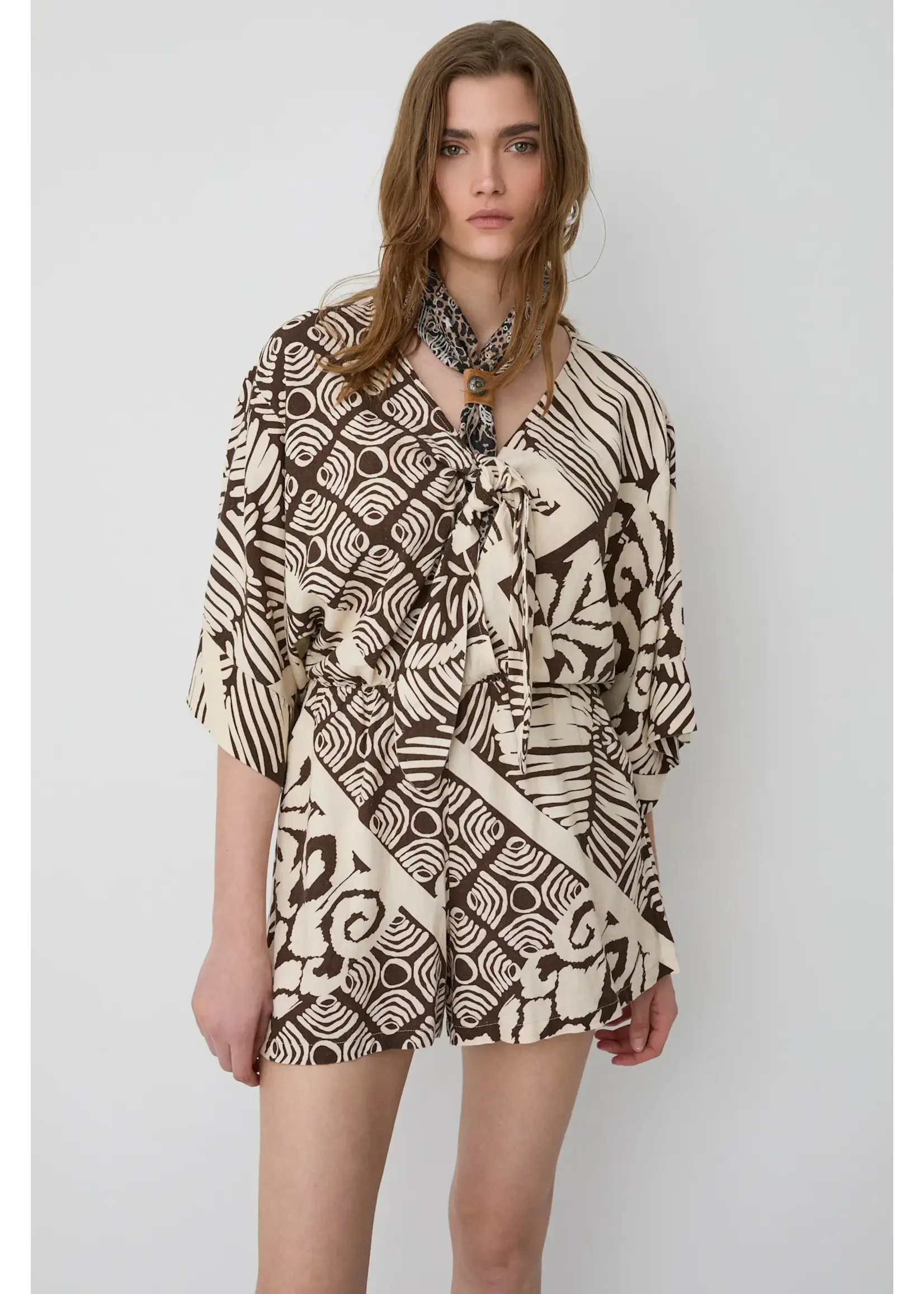 BSB BSB - Playsuit met print - Chocolade