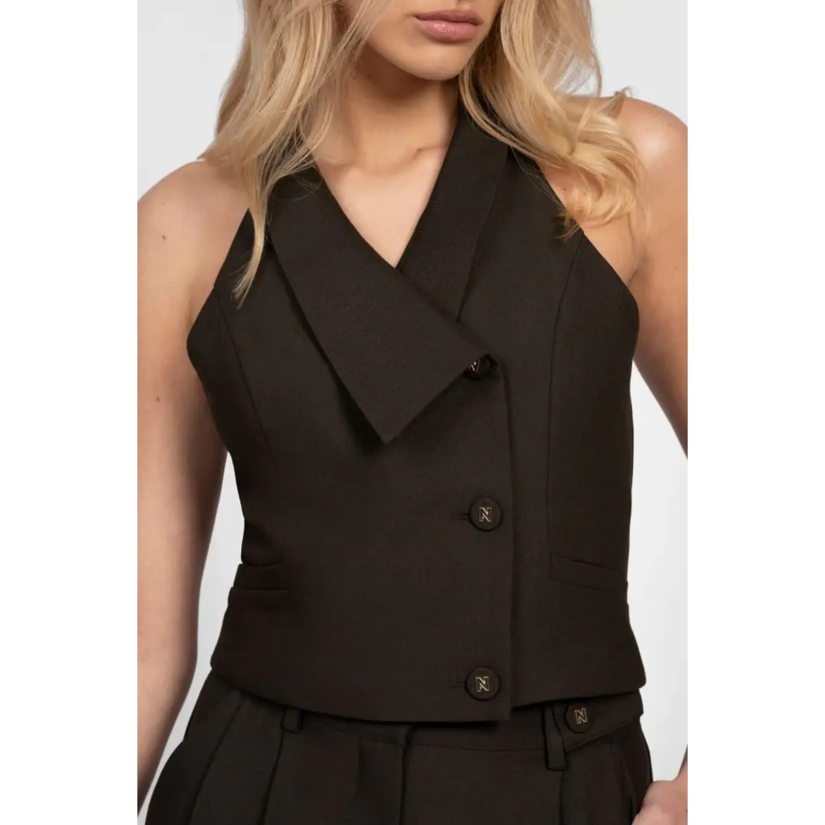 NIKKIE NIKKIE  – Alani Waistcoat - Choc. Torte