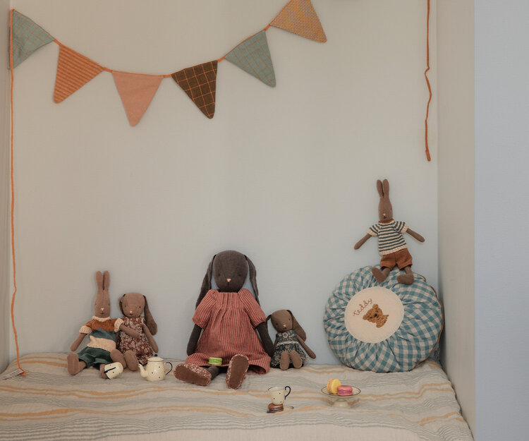 Maileg 16-3304-00 Bunny size 3, Earth - Dress