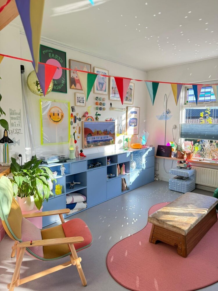 ENGEL. Slinger Circus Medium