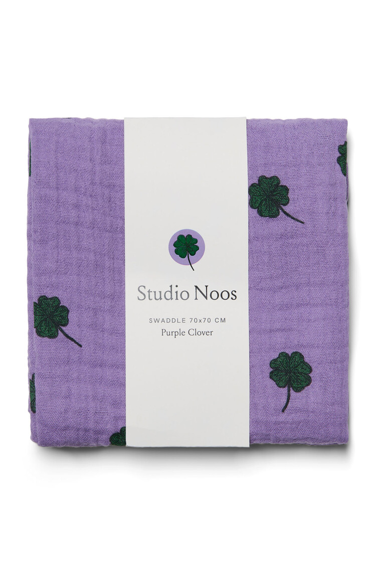 Studio Noos Swaddle Print Medium Purple Clover