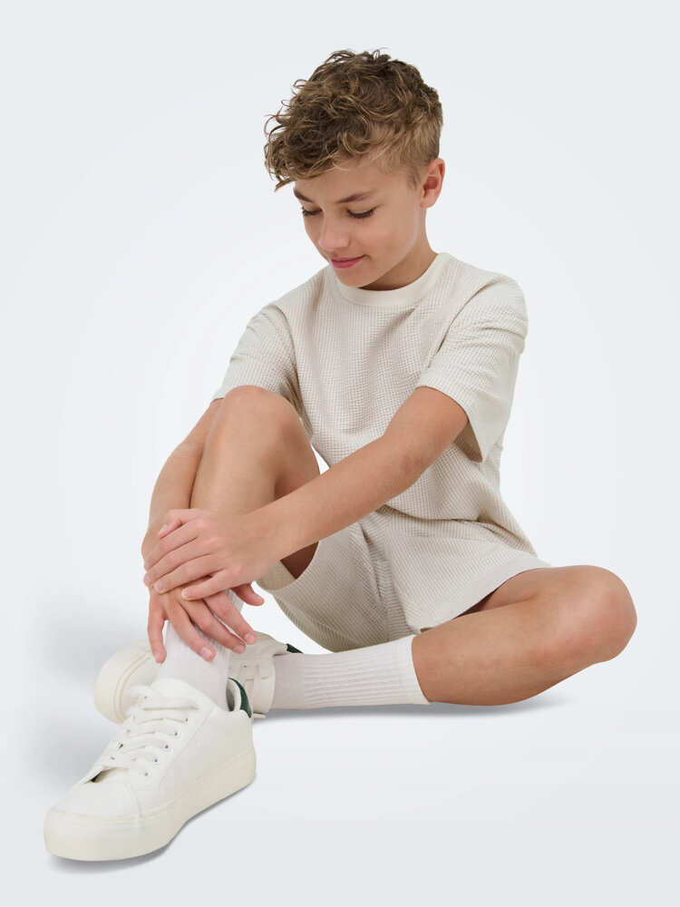 Only & Sons OSJKIAN LIFE REG STRP SHORT - Egret