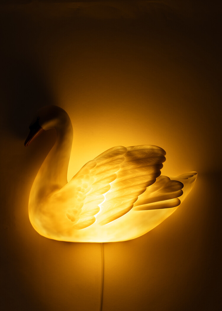 Konges Slojd SWAN LAMP