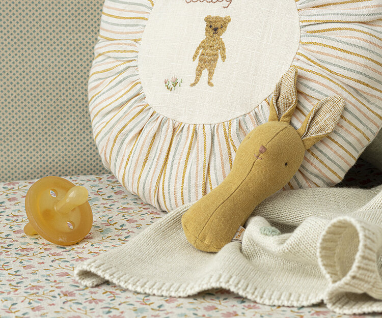 Maileg 16-4704-00 Lullaby friends, Bunny  rattle - Yellow