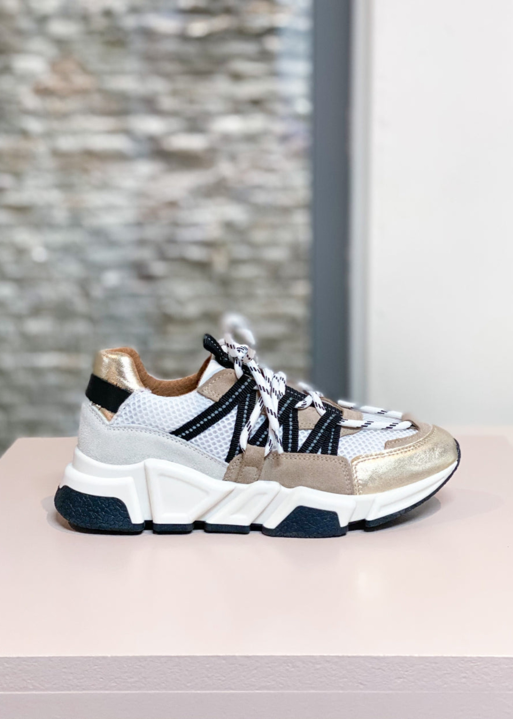 LOS ANGELES - Sneakers - Wit / Goud / Oranje | Wht / Blk / Or – DWRS label