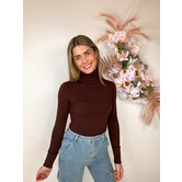 La Rebelle Basic Col Top Bruin