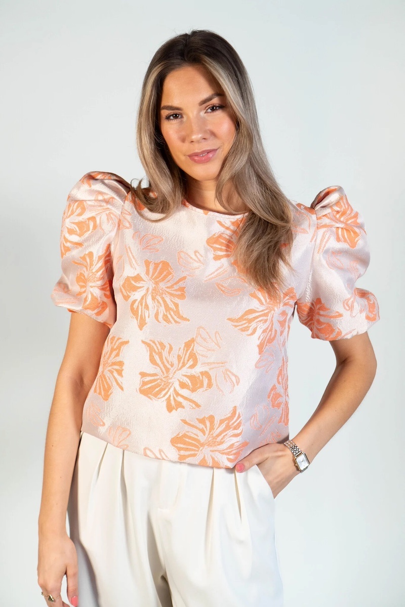Koningsdag outfit met pofmouwen