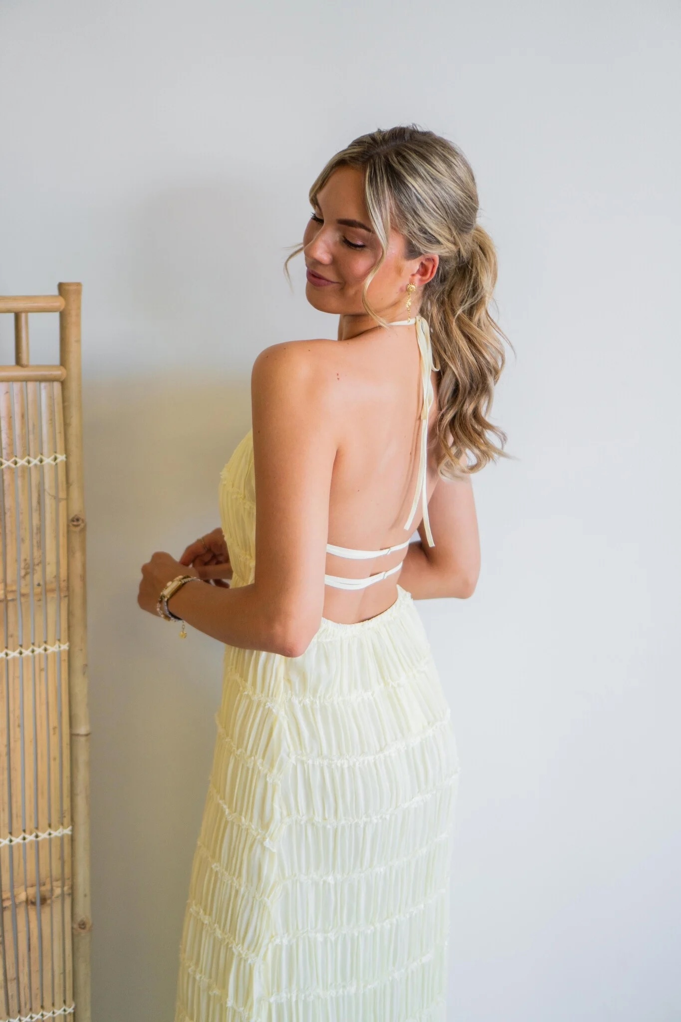 Dames zomerjurk met open rug