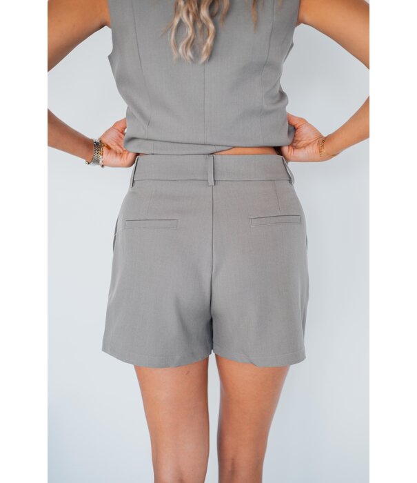 La Rebelle Short taupe | Noor