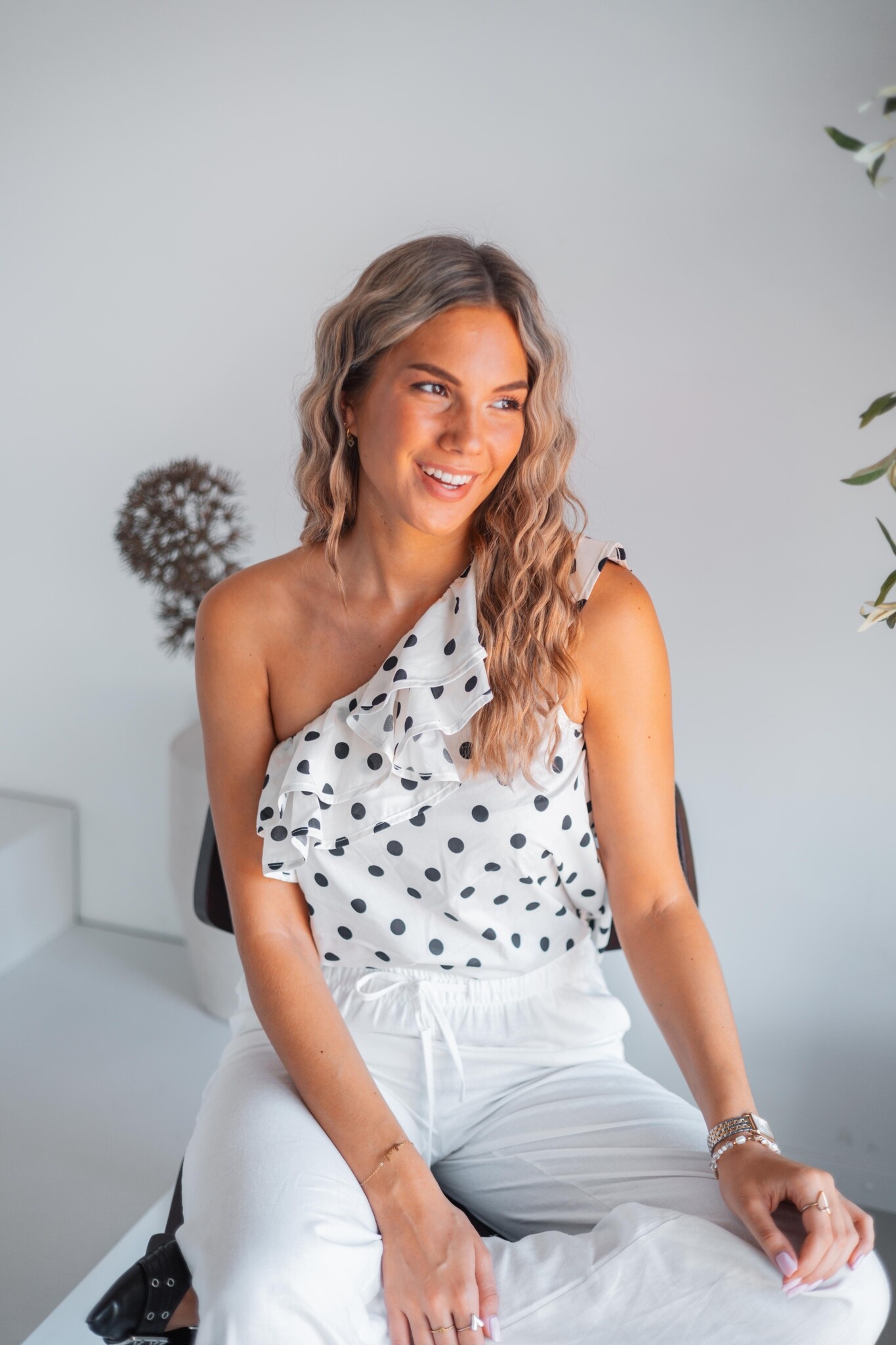 Polkadot top one shoulder