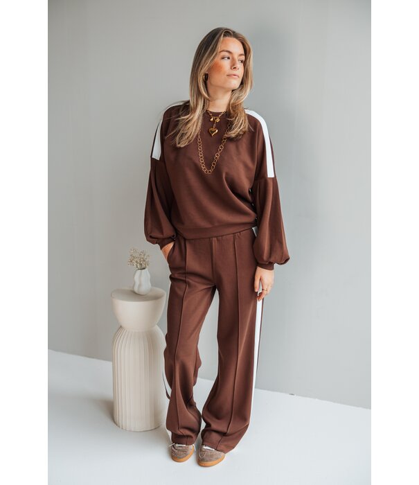 Fluresk Fluresk Keilani sweater | mocha brown