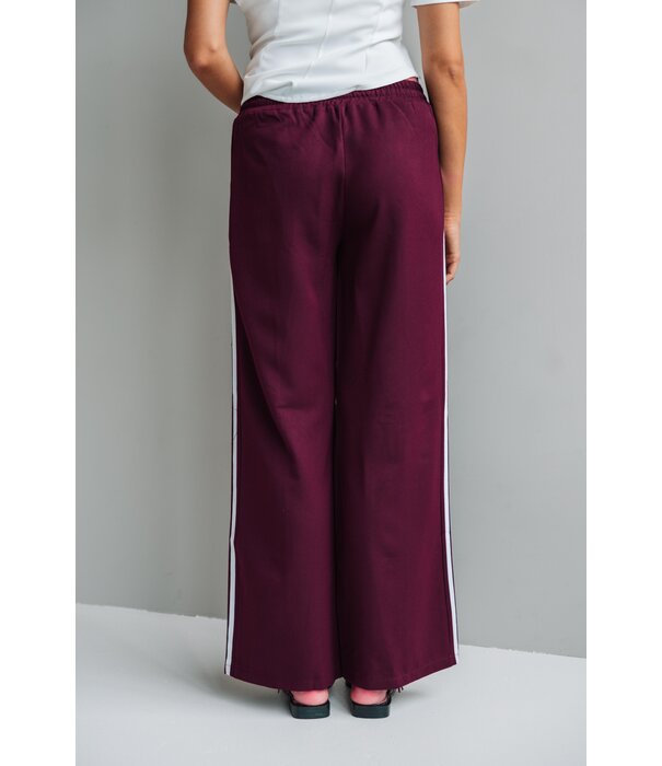 La Rebelle Pantalon bordeaux rood | Carly