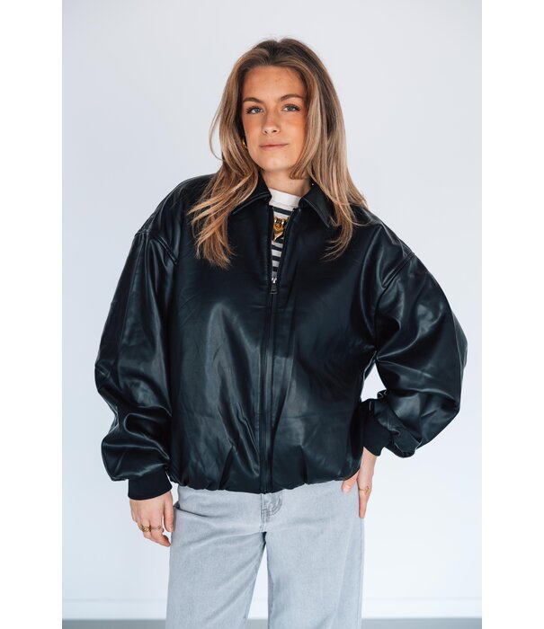 La Rebelle Jasje bomber PU leer zwart | Jule
