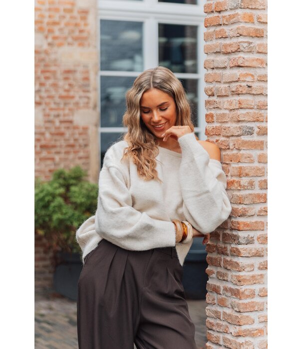 La Rebelle Trui off shoulder off white | Marlie