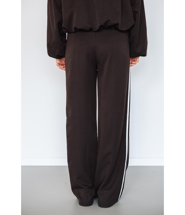 La Rebelle Pantalon bruin | Carly