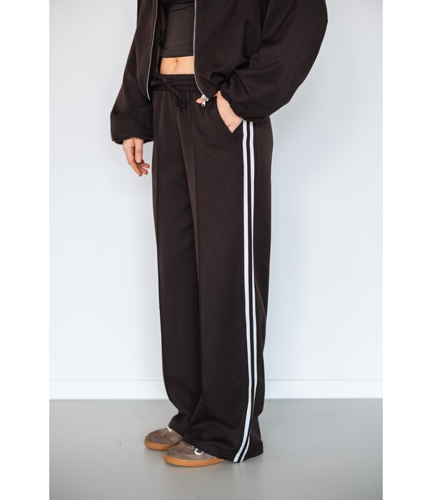 La Rebelle Pantalon bruin | Carly