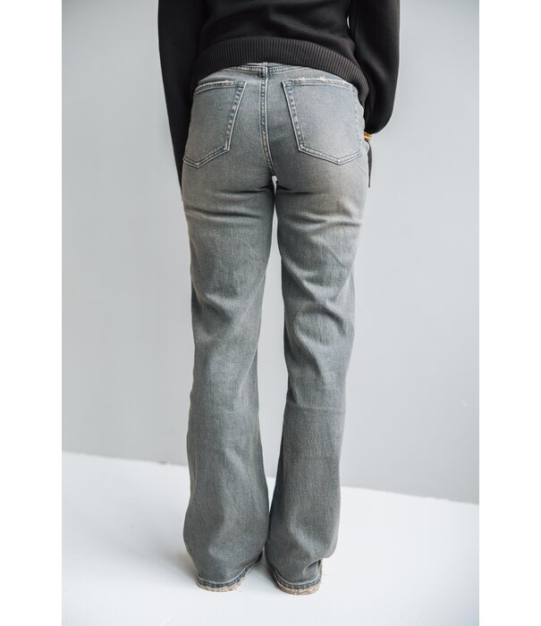 La Rebelle Jeans straight leg dirty wash | Lore