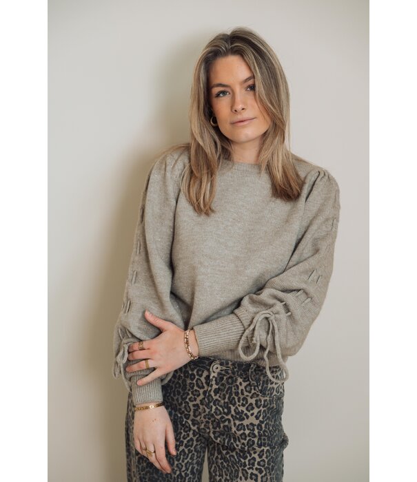 Fluresk Fluresk Scottie knit sweater | warm taupe