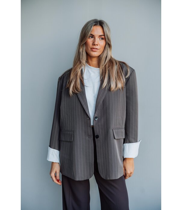 La Rebelle Blazer gestreept bruin | Juna