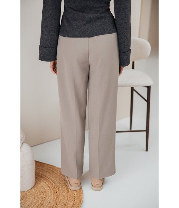 Gina Tricot Gina Tricot mid wide pleated trousers | beige