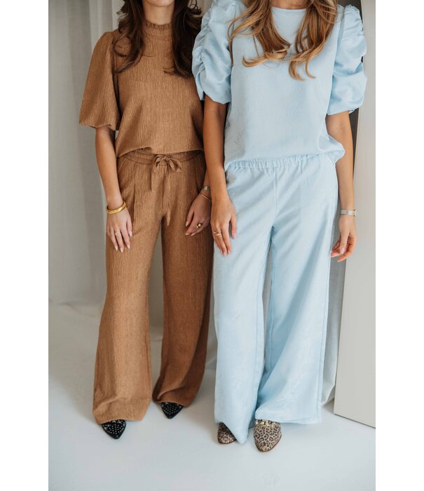 Fluresk Fluresk Geneva top | camel