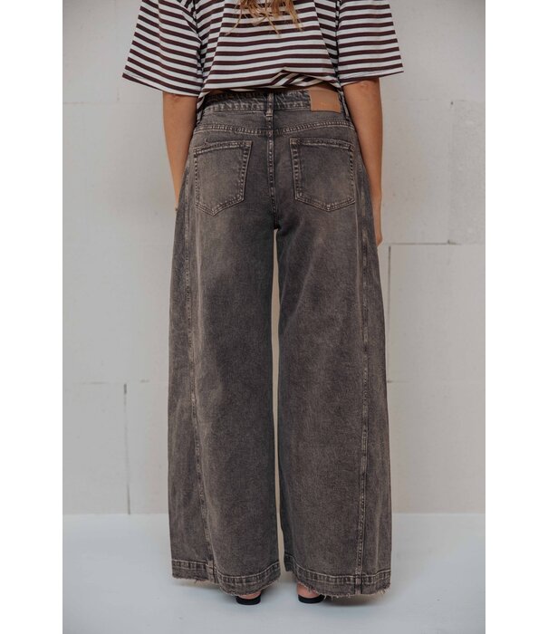 La Rebelle Jeans wide leg grijs | Belle