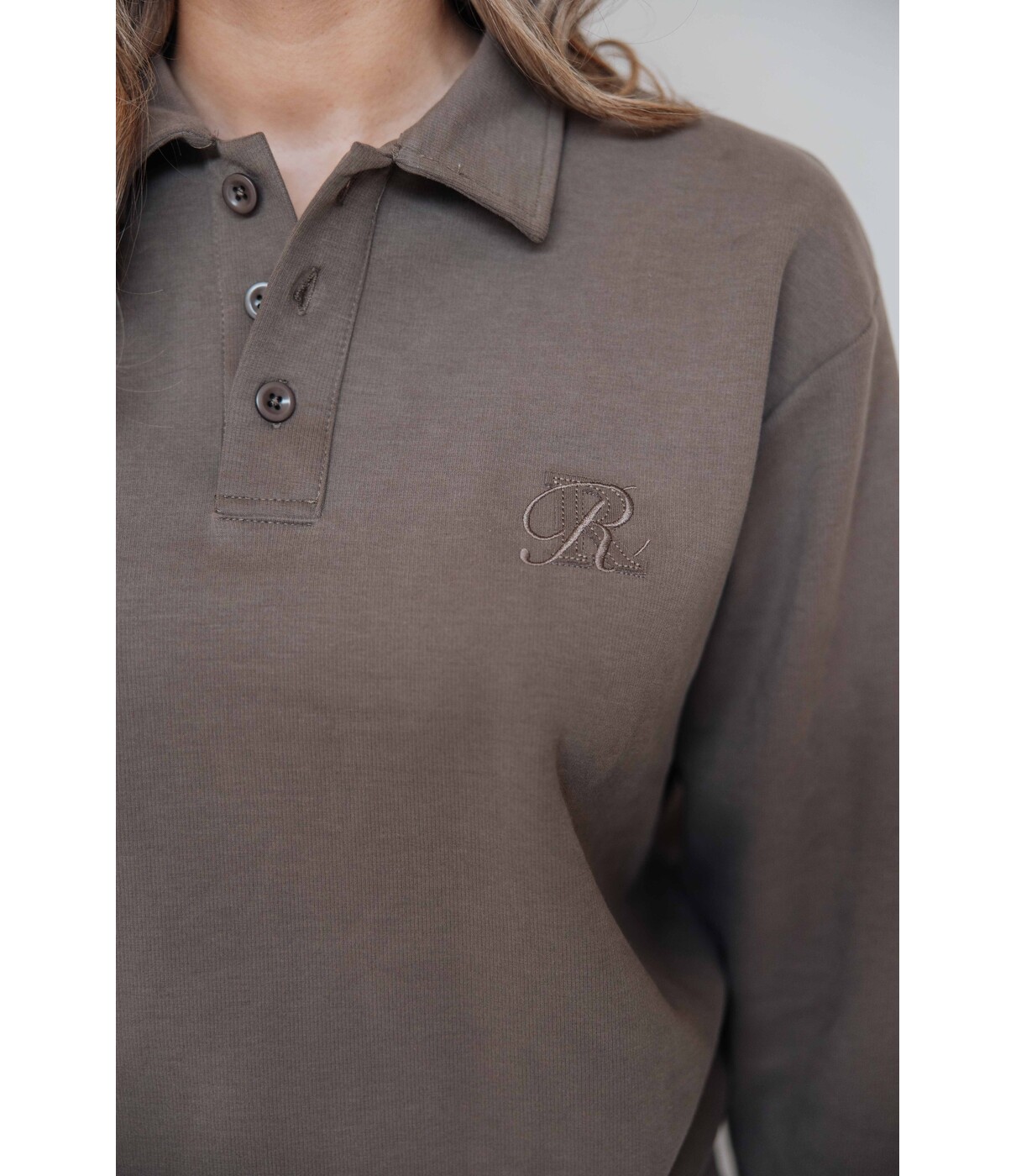 Sweater polo bruin | Redefined