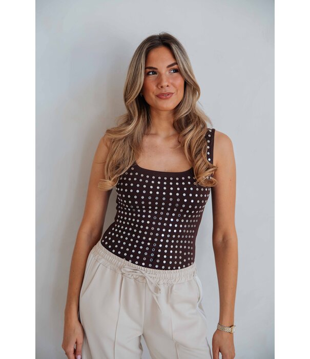 La Rebelle Body studs bruin | Emily