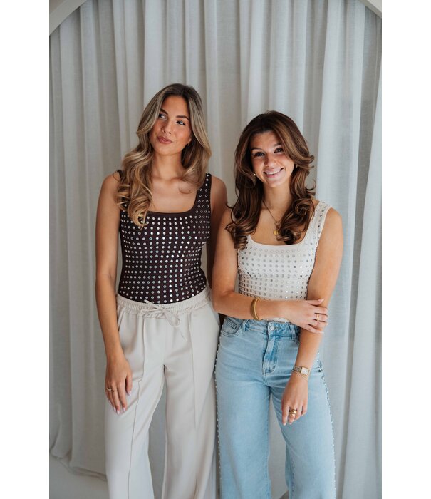 La Rebelle Body studs bruin | Emily