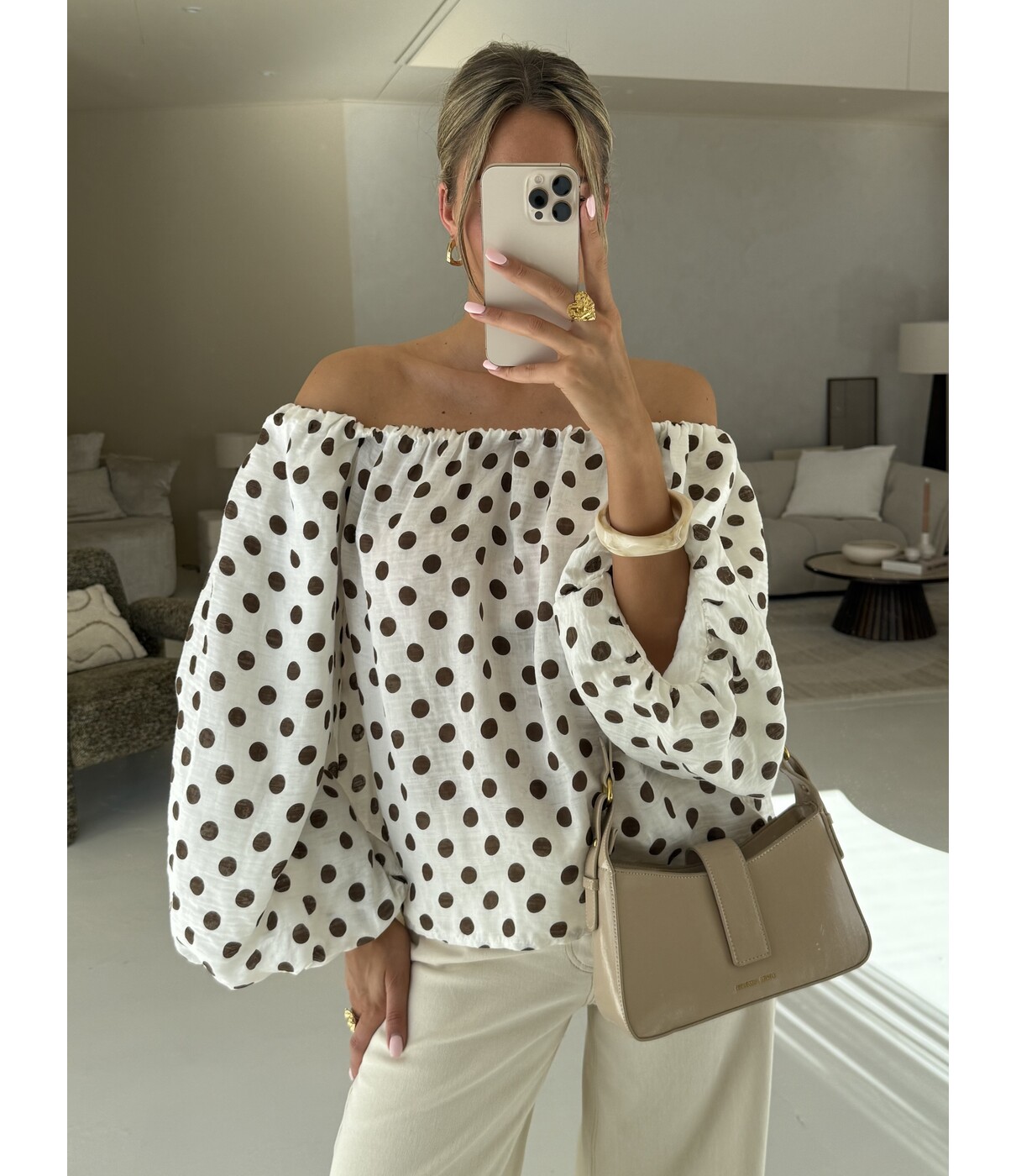 Top off white polkadot | Karin