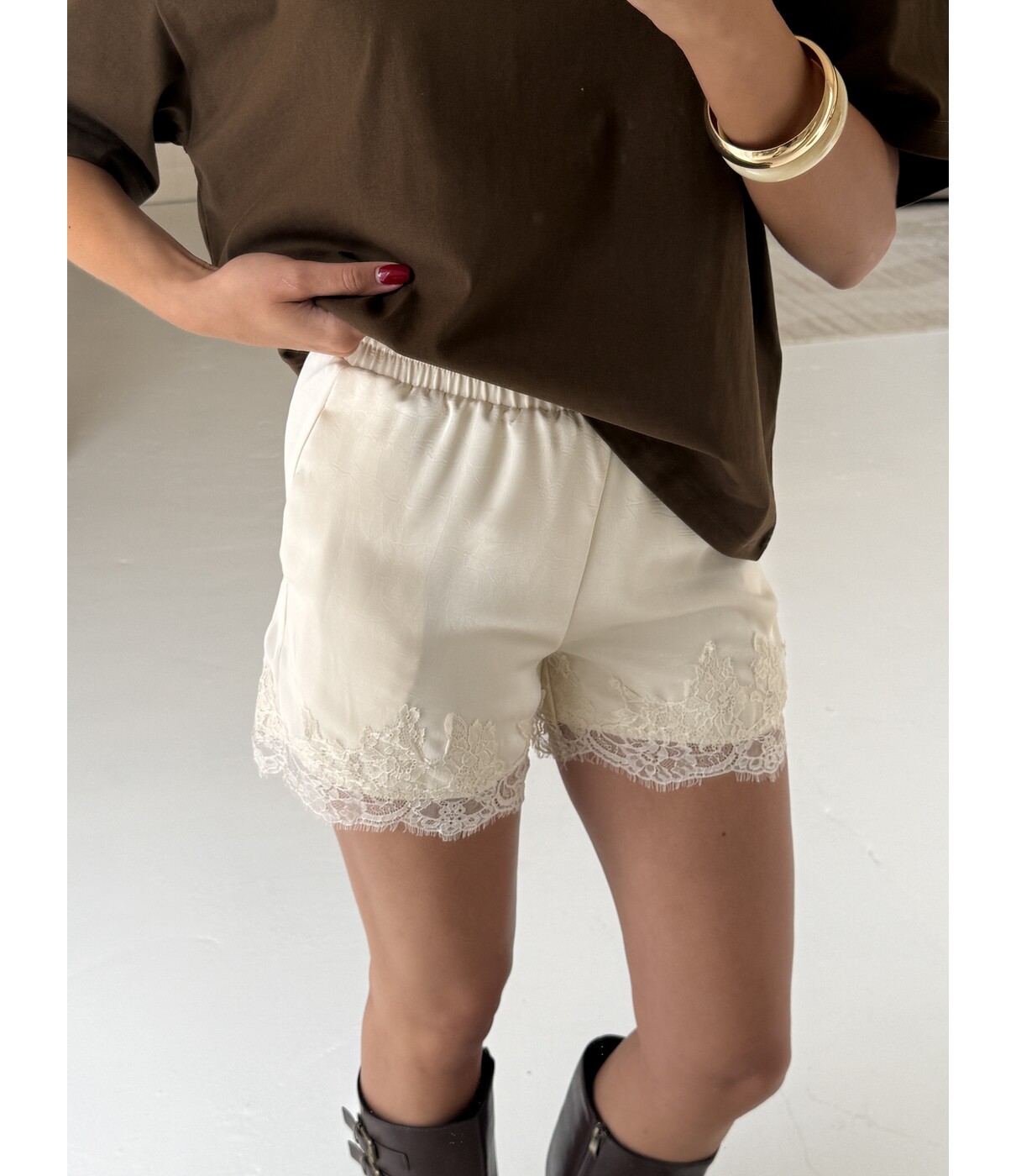 Short lace beige | Feline