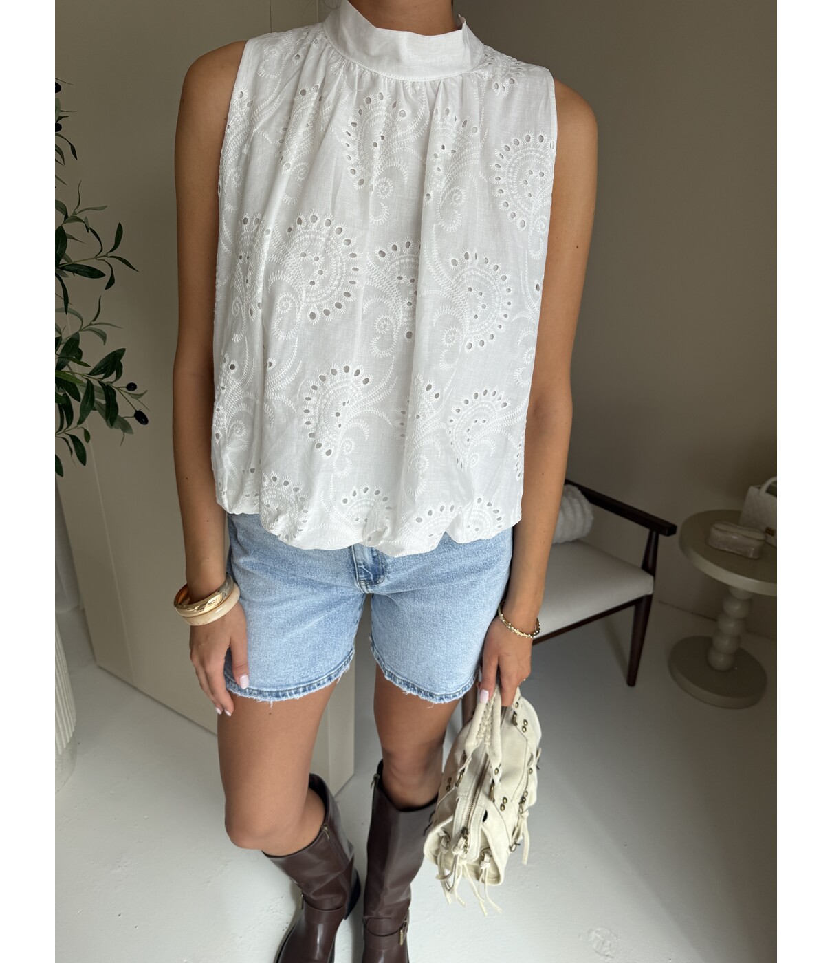 Top wit | Manon