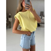 Top geel | Maaike