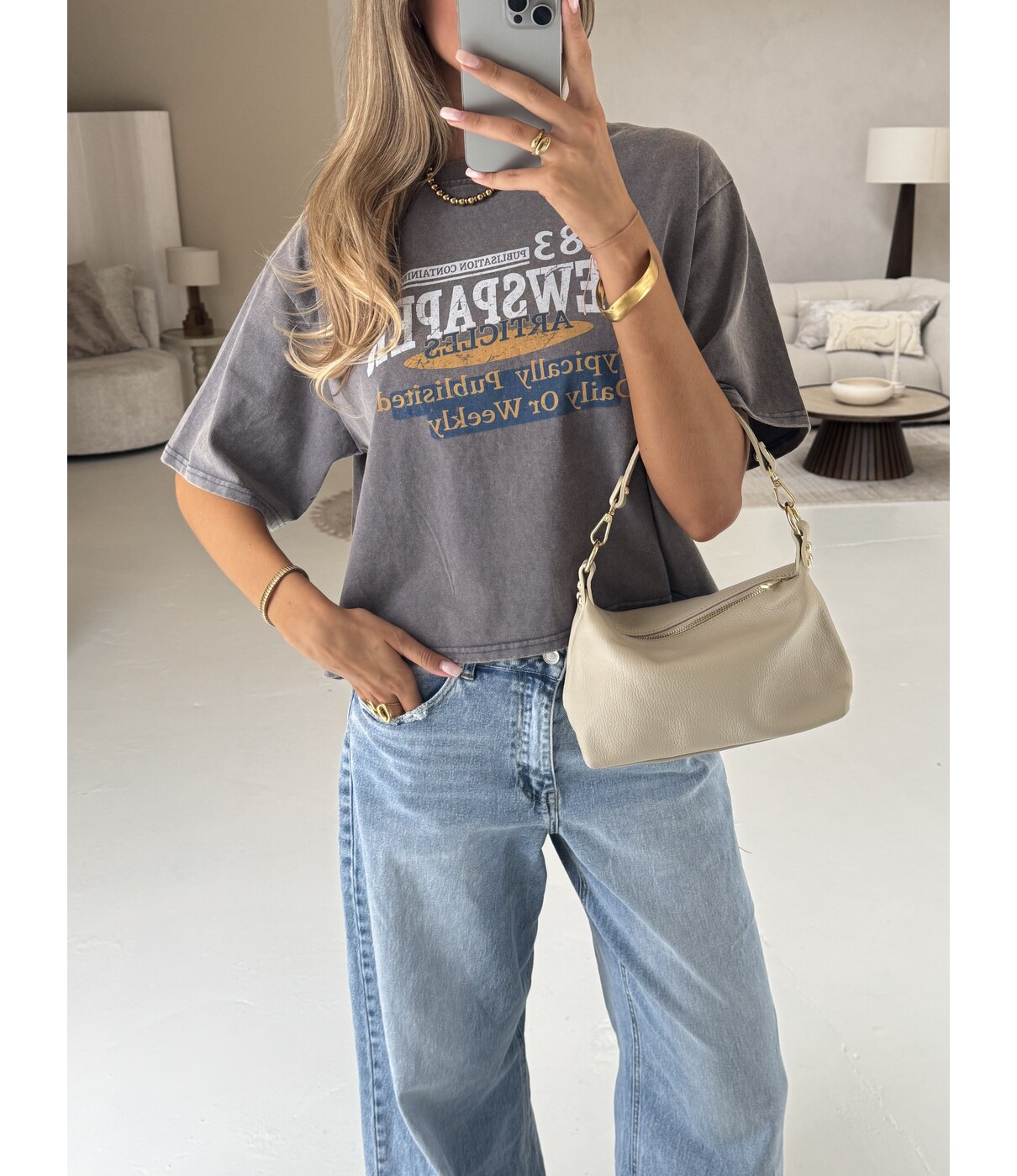 T-shirt grijs | Newspaper