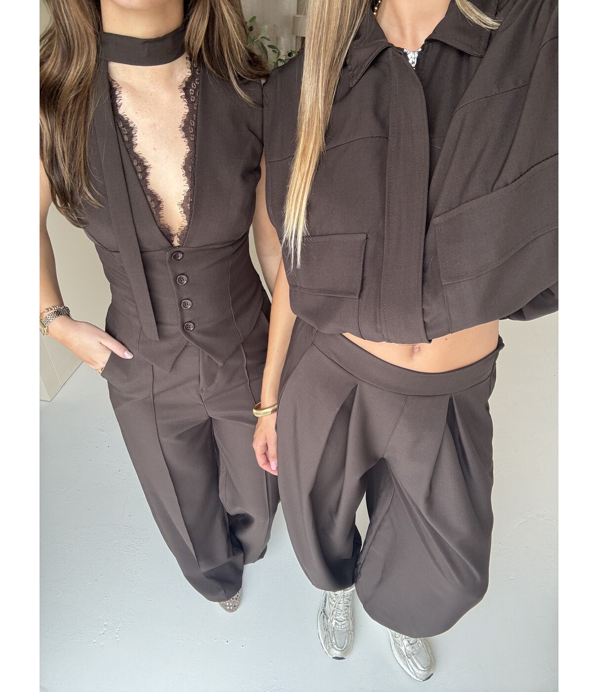 Set bruin | Jooske
