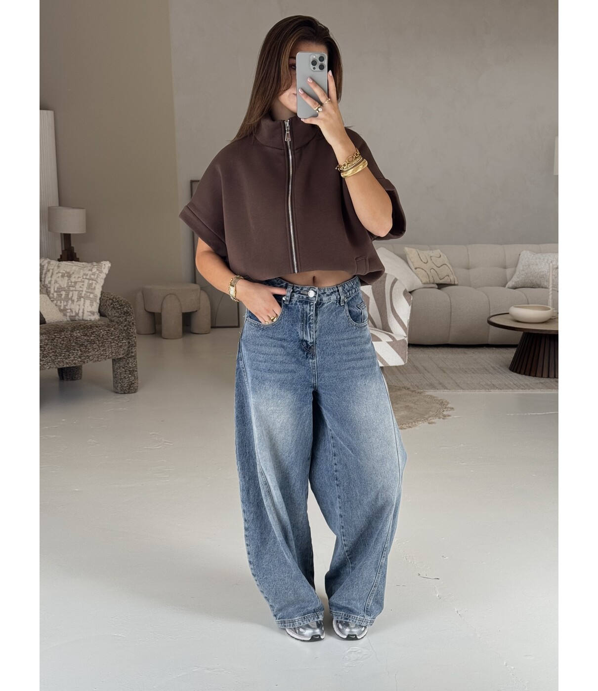 Zip top bruin | Daphne