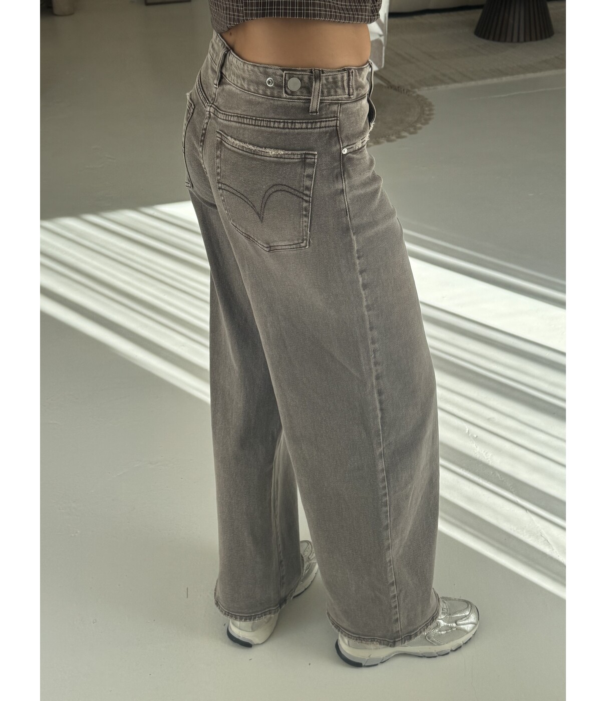 Jeans wide leg taupe | Chantal
