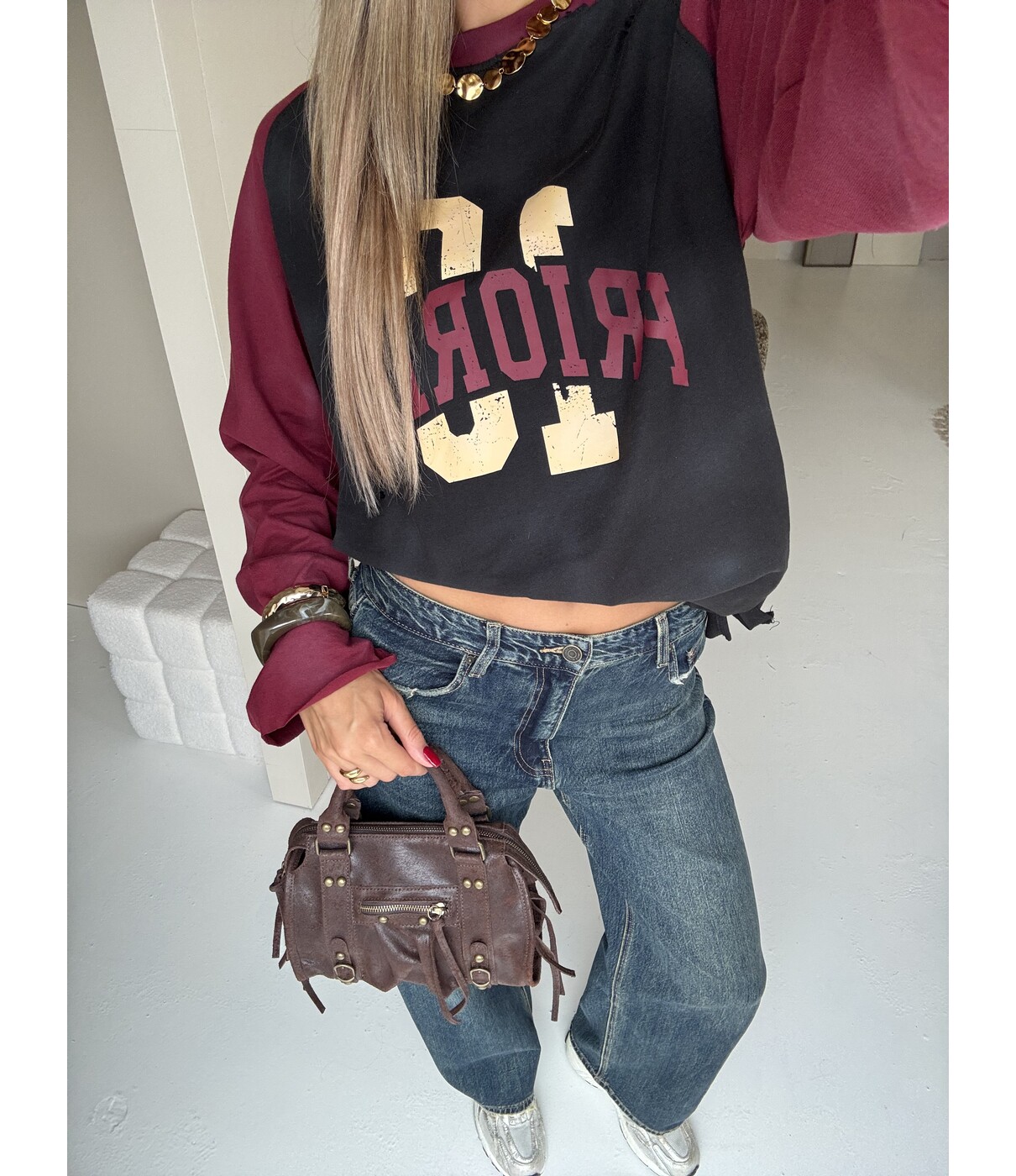 Priority distressed longsleeve | bordeaux