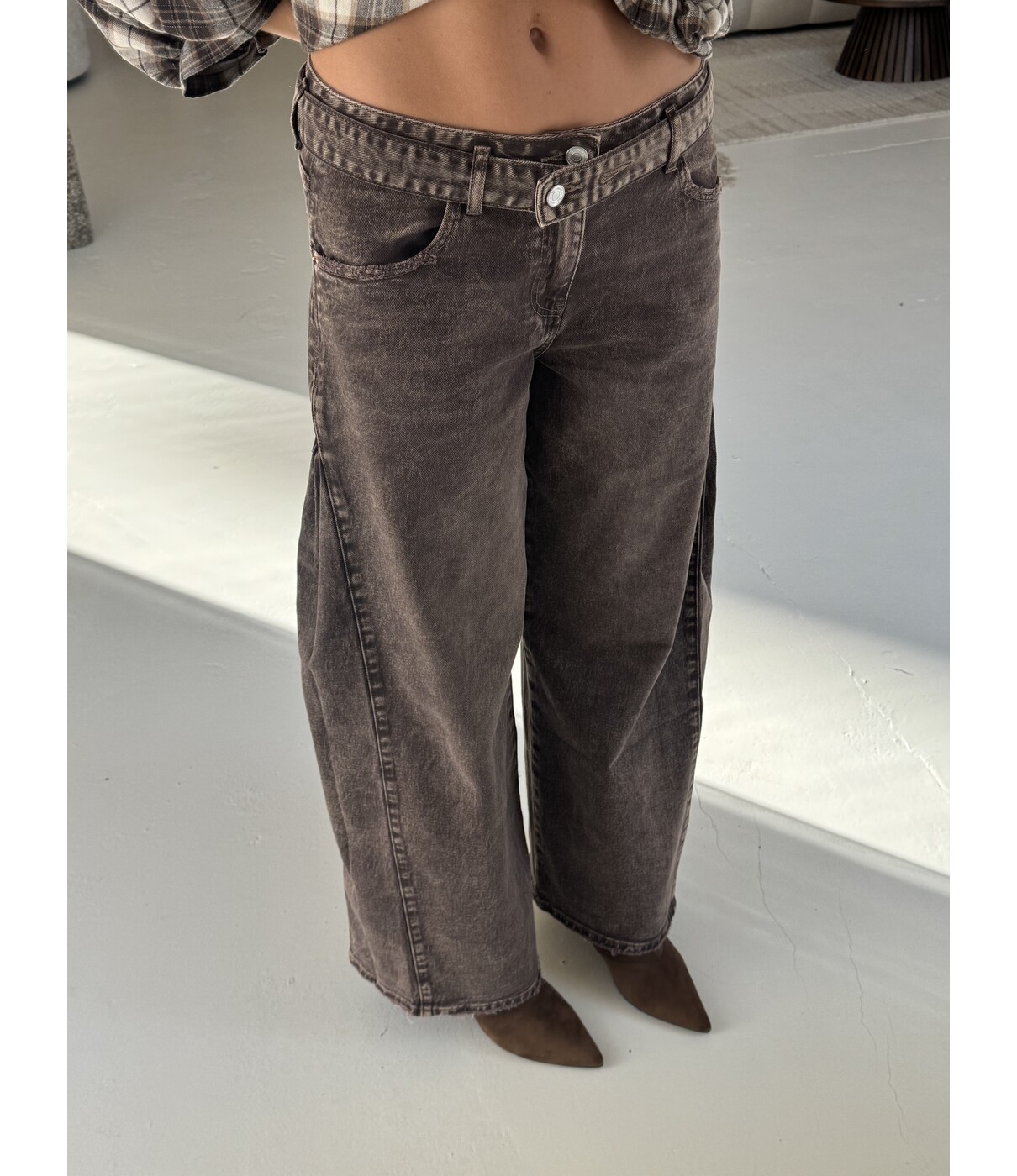 Jeans wide leg bruin | Eef