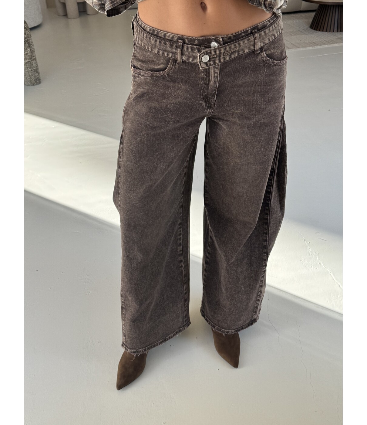 Jeans wide leg bruin | Eef