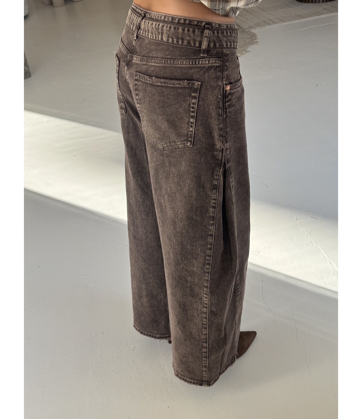 Jeans wide leg bruin | Eef