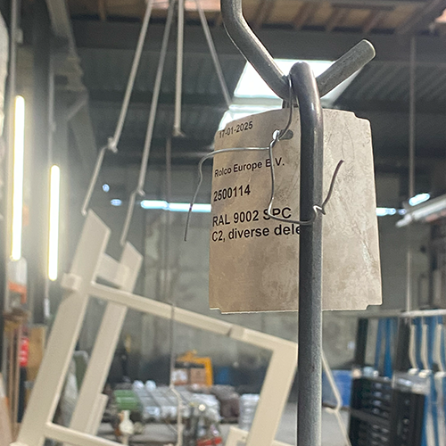M1470 tear-resistant polyethylene tag