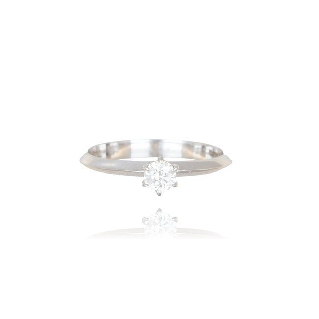 Witgouden ring met 0.24 ct EF/SI diamant
