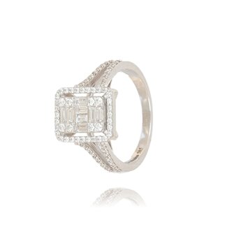 Luxe Diamanten Ring met Baguette Diamanten
