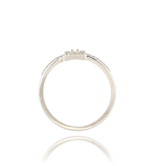 Verfijnde witgouden ring met baguette en briljant geslepen diamanten