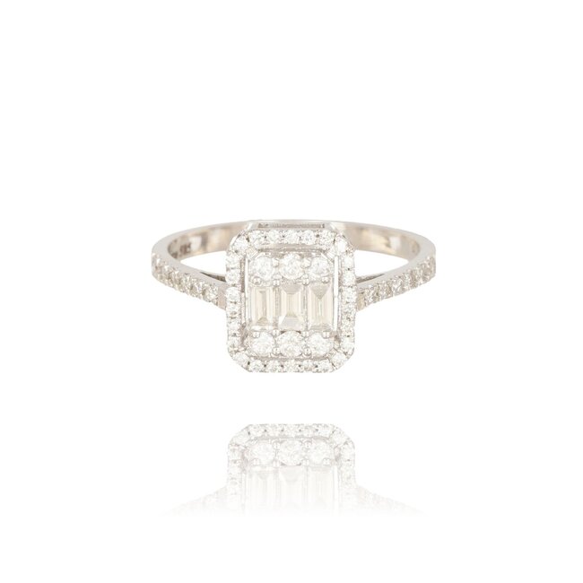Exclusieve witgouden ring met baguette en briljant geslepen diamanten