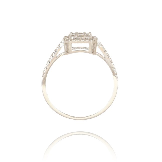 Exclusieve witgouden ring met baguette en briljant geslepen diamanten