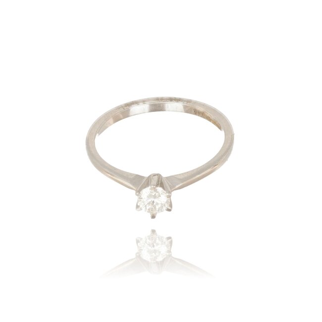 Witgouden solitair 6-poots, 0,30 ct diamant