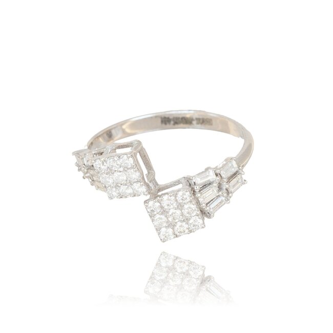 Witgouden dubbel cluster ring met 0,81 ct diamant